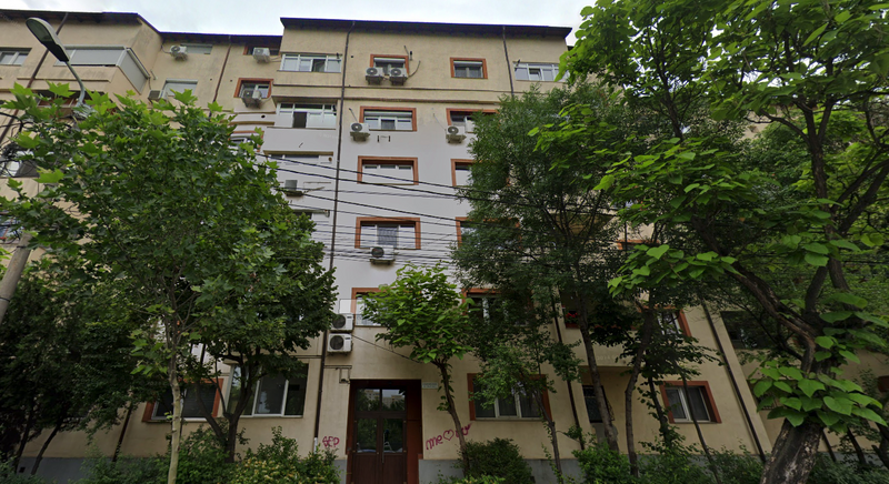 Colentina Rau, Maior Bacila, aproape de Mc Donald's si Parcul Plumbuita